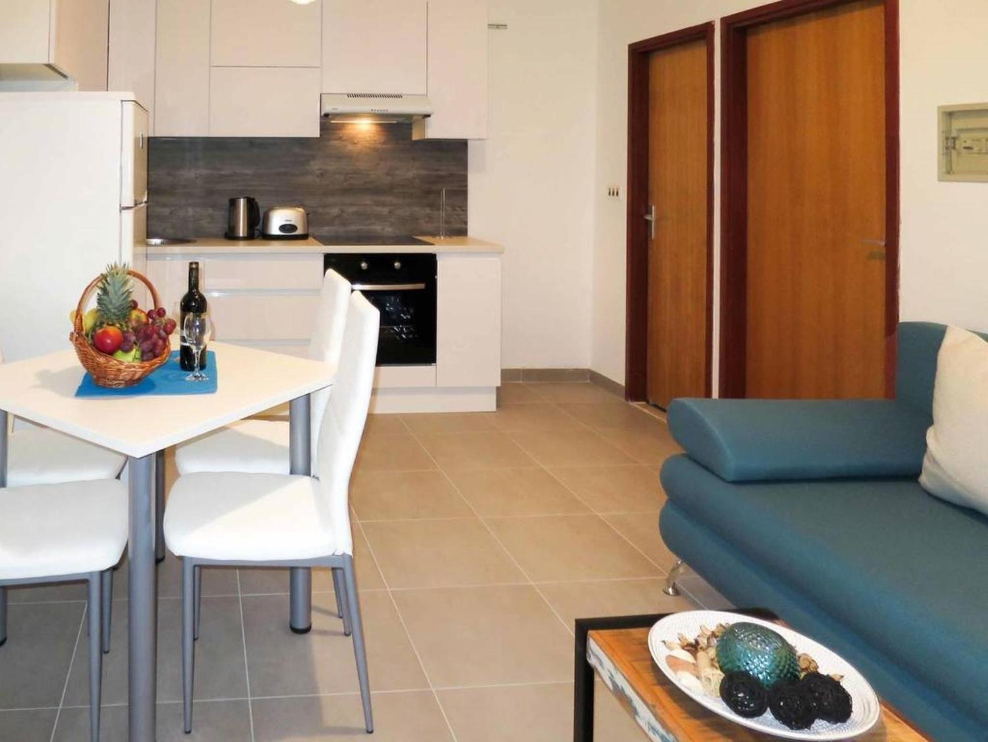 Apartments Sollis Трогир Стая снимка