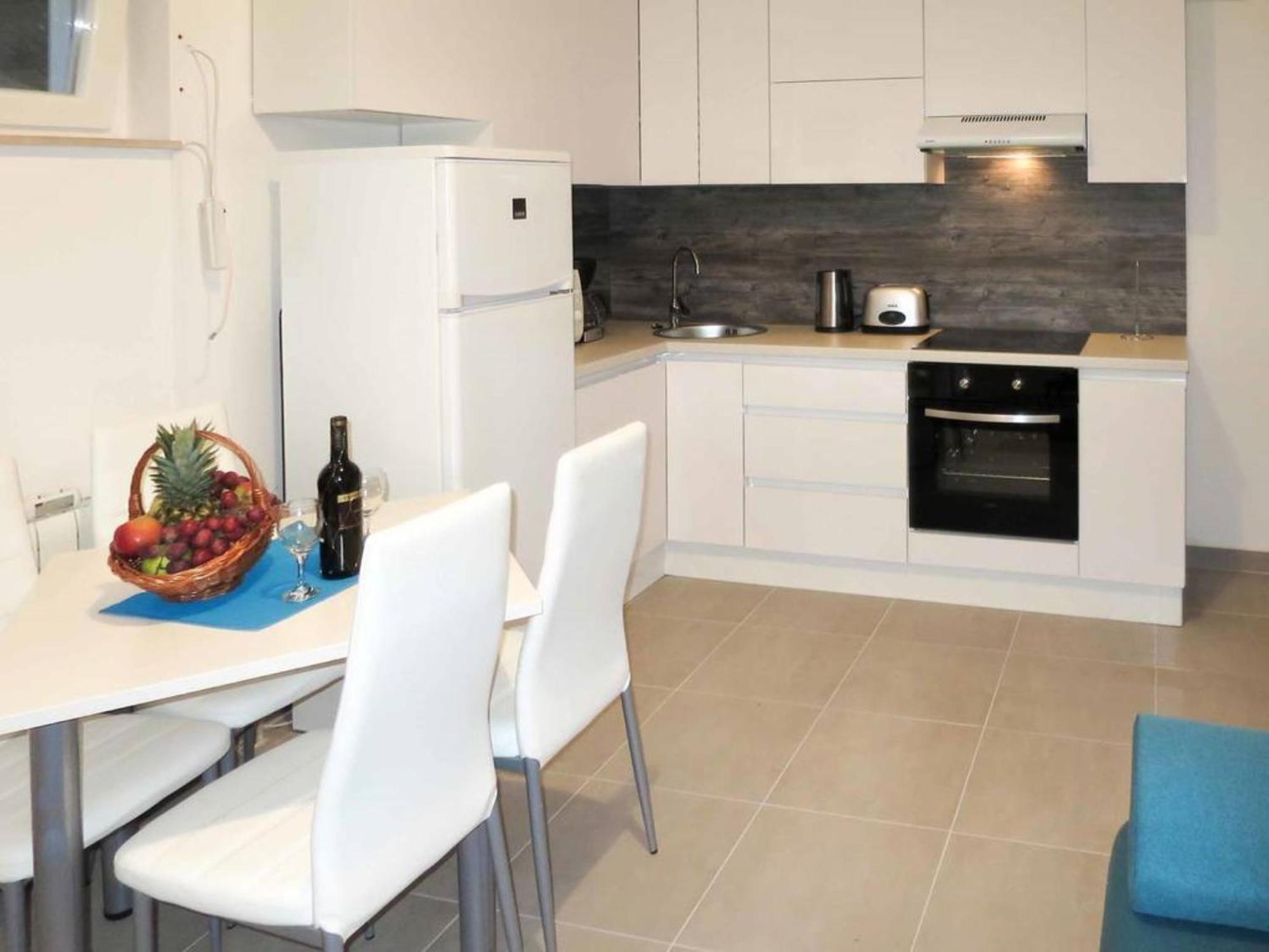 Apartments Sollis Трогир Стая снимка